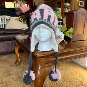Robin Ruth - Poshmark